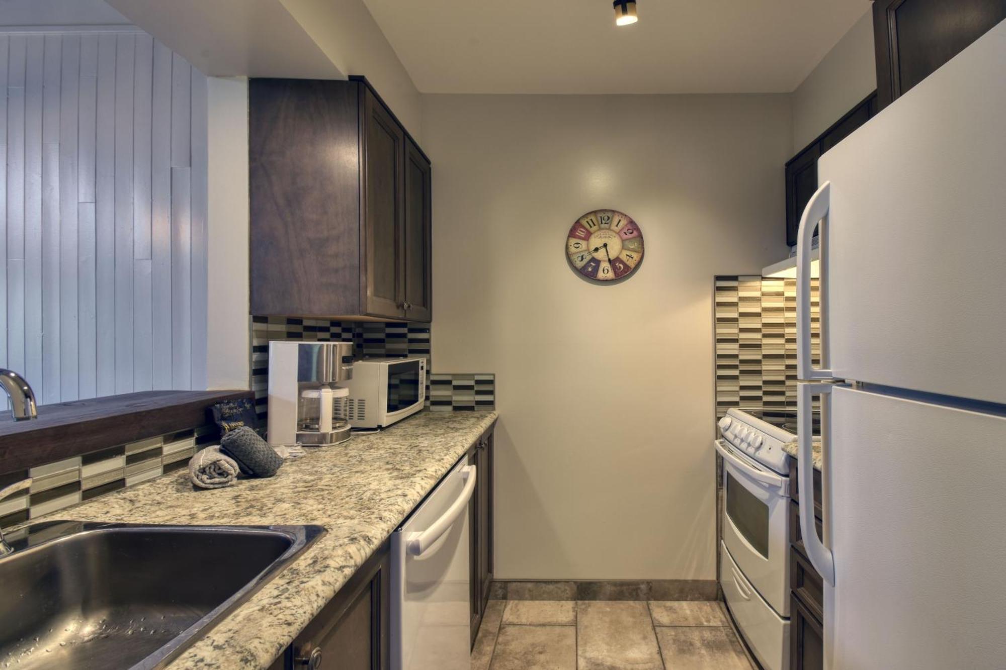 Stunning Condo - View On Lake Tremblant & Mountain Mont-Tremblant Exteriér fotografie