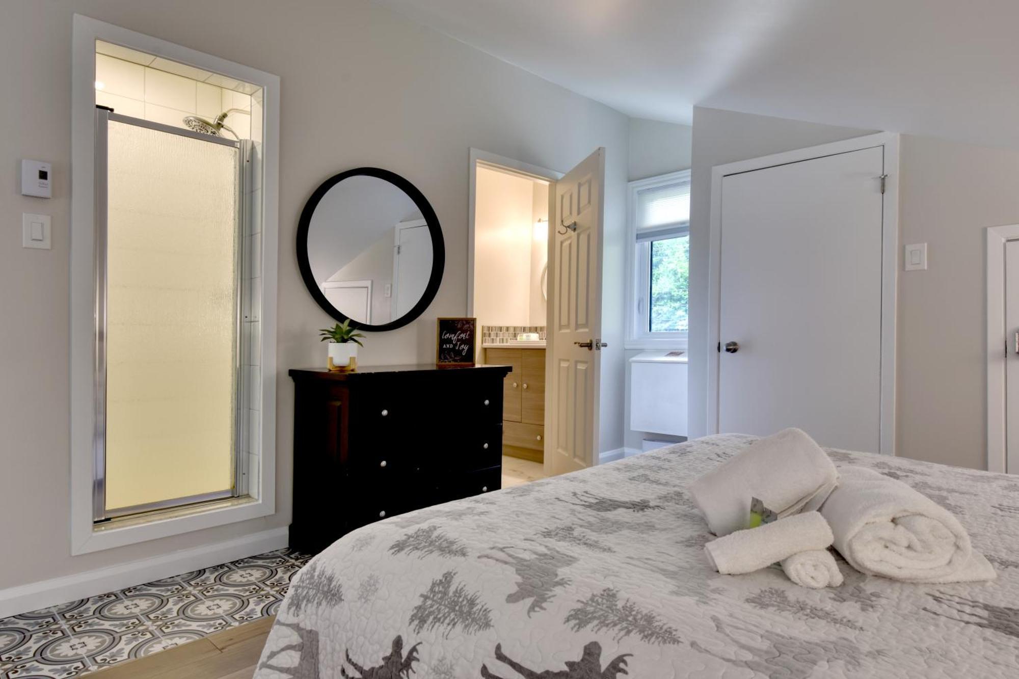 Stunning Condo - View On Lake Tremblant & Mountain Mont-Tremblant Exteriér fotografie